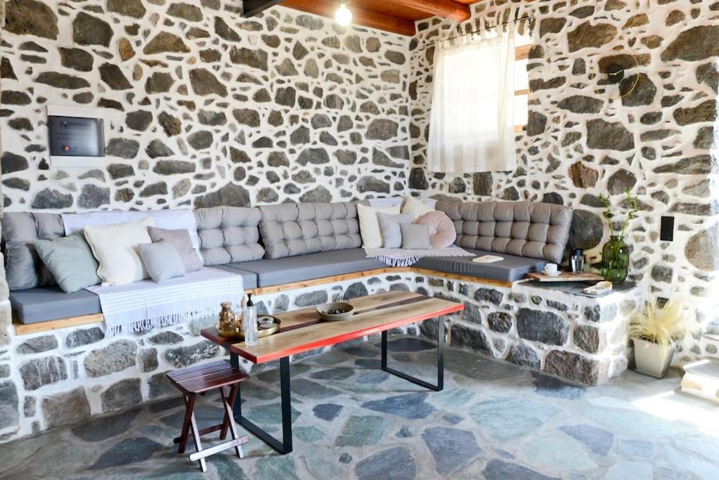 Volcano View Nisyros Emporeios  Ngoại thất bức ảnh